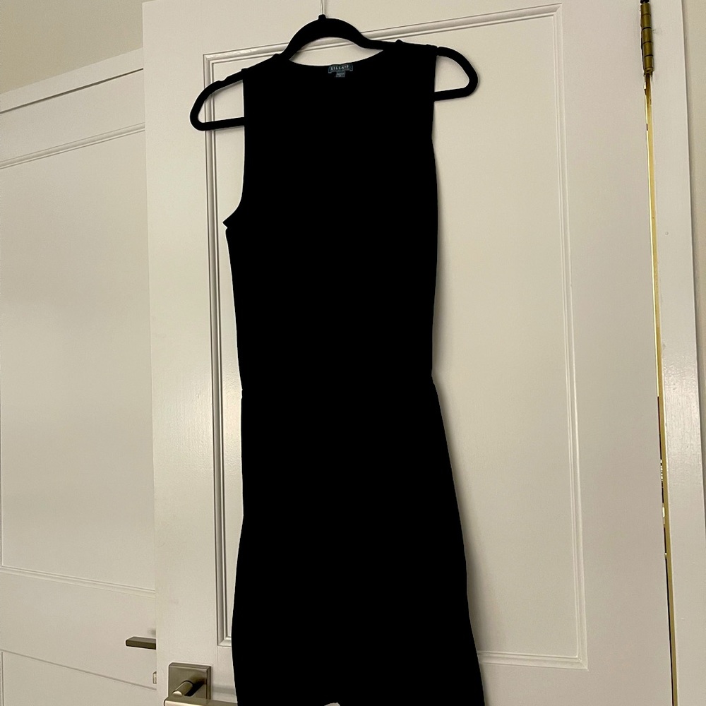 Lila P cotton blend comfortable dress. Elastic waist